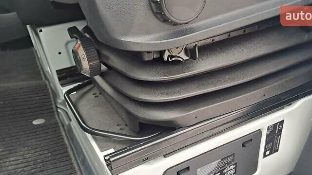 Белый Мерседес Sprinter, объемом двигателя 2.2 л и пробегом 222 тыс. км за 23999 $, фото 63 на Automoto.ua