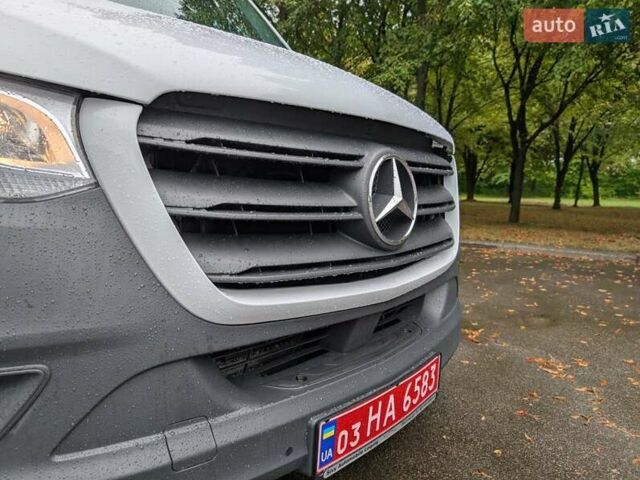 Білий Мерседес Sprinter, об'ємом двигуна 2.2 л та пробігом 291 тис. км за 25999 $, фото 26 на Automoto.ua