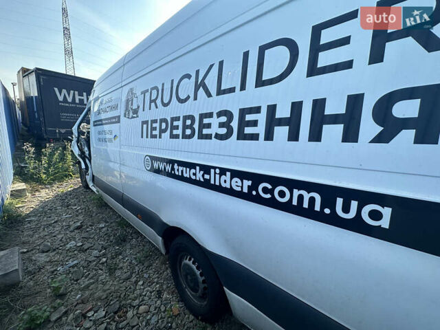 Білий Мерседес Sprinter, об'ємом двигуна 1.95 л та пробігом 150 тис. км за 12000 $, фото 13 на Automoto.ua