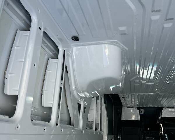 Белый Мерседес Sprinter, объемом двигателя 3 л и пробегом 1 тыс. км за 79713 $, фото 16 на Automoto.ua