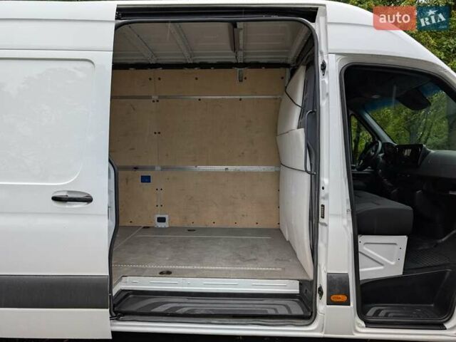Білий Мерседес Sprinter, об'ємом двигуна 2.2 л та пробігом 291 тис. км за 25999 $, фото 44 на Automoto.ua