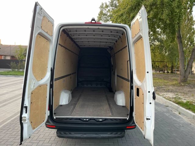 Білий Мерседес Sprinter, об'ємом двигуна 2.2 л та пробігом 337 тис. км за 24800 $, фото 6 на Automoto.ua