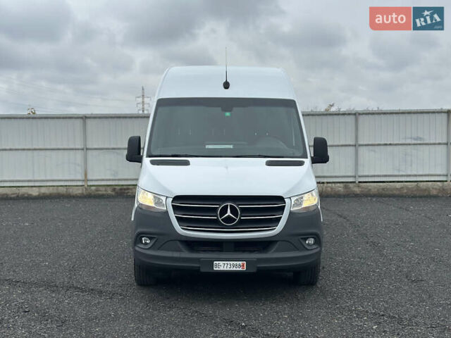 Белый Мерседес Sprinter, объемом двигателя 2.14 л и пробегом 433 тыс. км за 27900 $, фото 7 на Automoto.ua