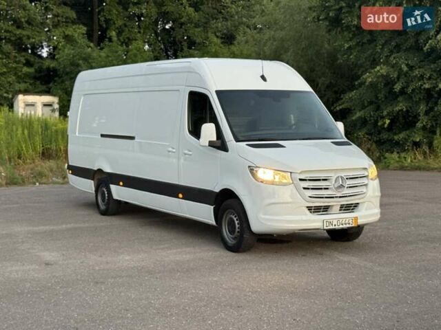 Белый Мерседес Sprinter, объемом двигателя 2.2 л и пробегом 267 тыс. км за 28900 $, фото 84 на Automoto.ua