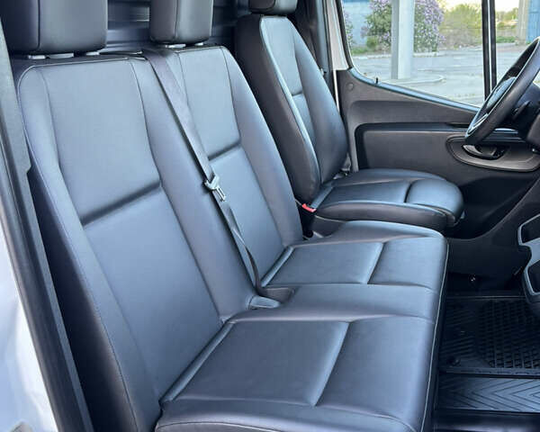 Белый Мерседес Sprinter, объемом двигателя 2.2 л и пробегом 280 тыс. км за 29000 $, фото 24 на Automoto.ua