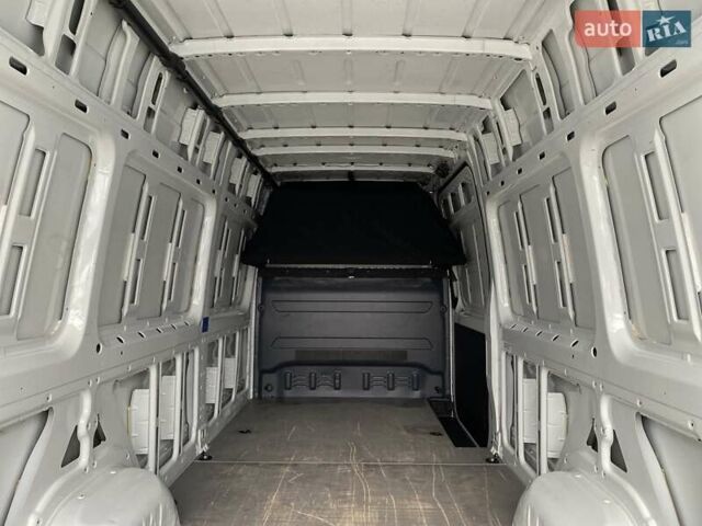 Белый Мерседес Sprinter, объемом двигателя 2.2 л и пробегом 198 тыс. км за 27900 $, фото 43 на Automoto.ua