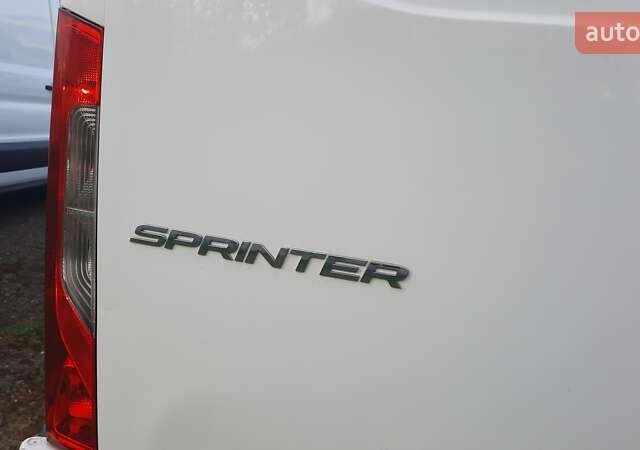 Белый Мерседес Sprinter, объемом двигателя 2.2 л и пробегом 201 тыс. км за 26599 $, фото 59 на Automoto.ua