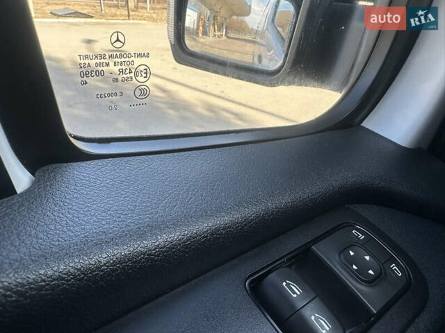 Белый Мерседес Sprinter, объемом двигателя 2.2 л и пробегом 178 тыс. км за 28300 $, фото 19 на Automoto.ua