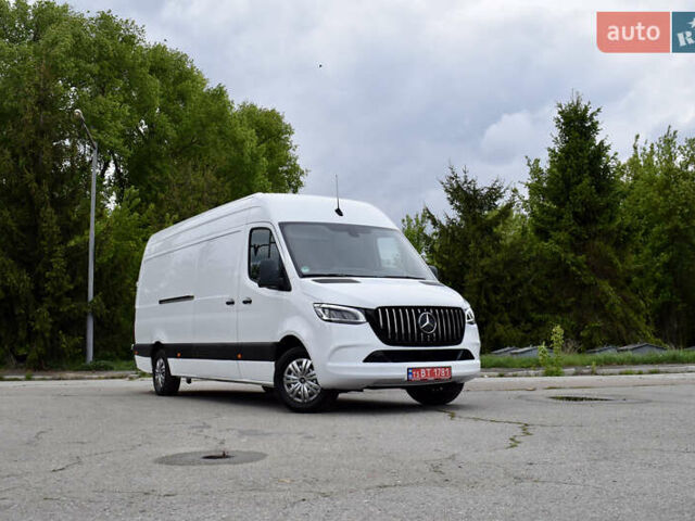 Белый Мерседес Sprinter, объемом двигателя 2.2 л и пробегом 280 тыс. км за 29000 $, фото 46 на Automoto.ua