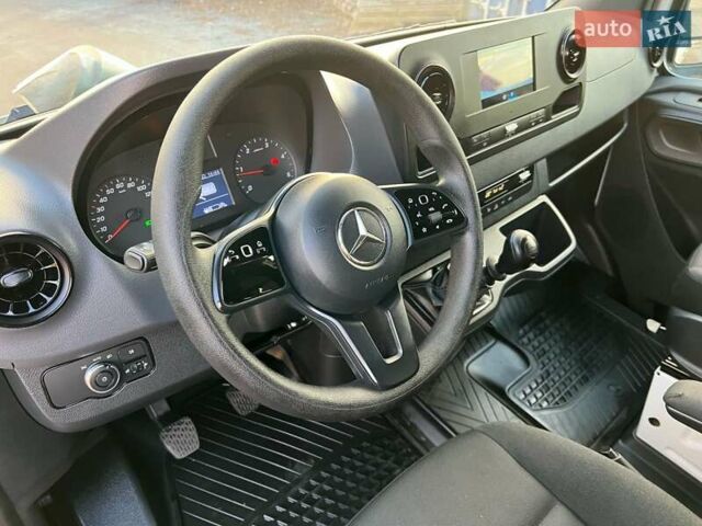 Белый Мерседес Sprinter, объемом двигателя 2.14 л и пробегом 219 тыс. км за 29499 $, фото 70 на Automoto.ua