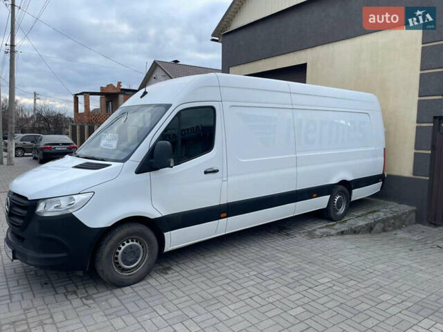 Белый Мерседес Sprinter, объемом двигателя 2.14 л и пробегом 180 тыс. км за 32500 $, фото 3 на Automoto.ua