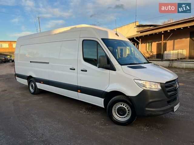 Белый Мерседес Sprinter, объемом двигателя 2.14 л и пробегом 219 тыс. км за 29499 $, фото 5 на Automoto.ua
