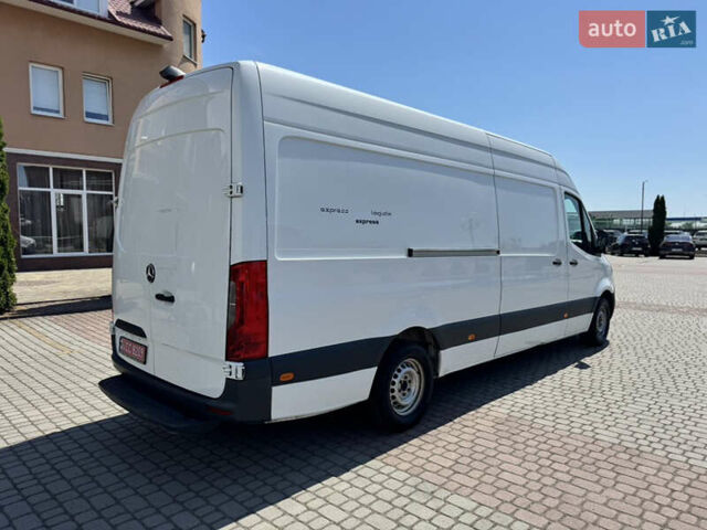 Білий Мерседес Sprinter, об'ємом двигуна 2.2 л та пробігом 260 тис. км за 26490 $, фото 6 на Automoto.ua