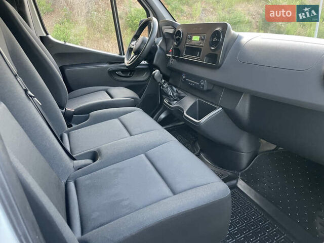 Белый Мерседес Sprinter, объемом двигателя 2.2 л и пробегом 267 тыс. км за 20999 $, фото 49 на Automoto.ua