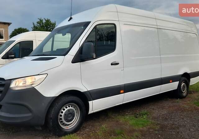Белый Мерседес Sprinter, объемом двигателя 2.2 л и пробегом 201 тыс. км за 26599 $, фото 10 на Automoto.ua