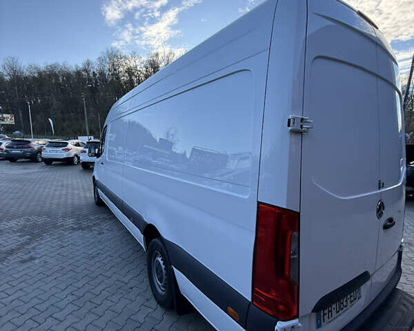 Белый Мерседес Sprinter, объемом двигателя 2.2 л и пробегом 188 тыс. км за 20900 $, фото 6 на Automoto.ua