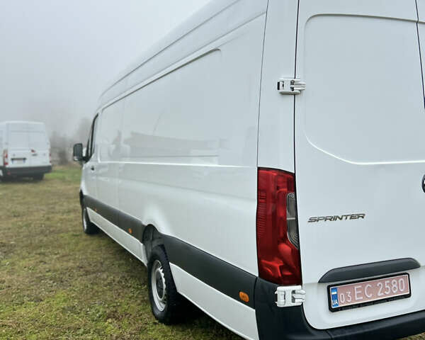 Белый Мерседес Sprinter, объемом двигателя 2.2 л и пробегом 143 тыс. км за 24400 $, фото 40 на Automoto.ua