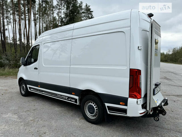 Белый Мерседес Sprinter, объемом двигателя 2.14 л и пробегом 230 тыс. км за 26900 $, фото 6 на Automoto.ua