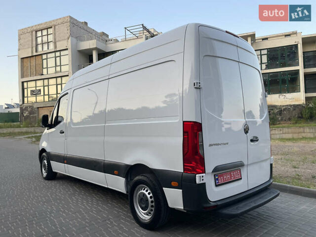 Белый Мерседес Sprinter, объемом двигателя 2.2 л и пробегом 267 тыс. км за 20999 $, фото 15 на Automoto.ua