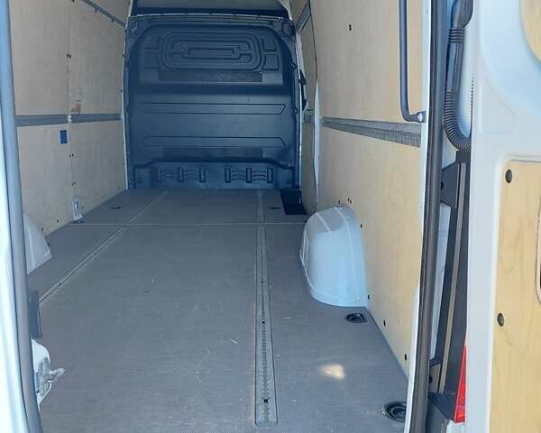 Белый Мерседес Sprinter, объемом двигателя 2.2 л и пробегом 225 тыс. км за 25999 $, фото 3 на Automoto.ua