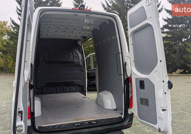 Белый Мерседес Sprinter, объемом двигателя 0 л и пробегом 212 тыс. км за 24200 $, фото 25 на Automoto.ua