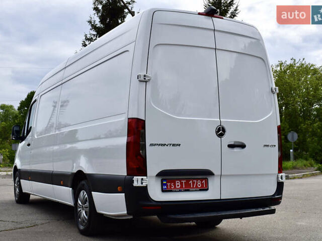 Белый Мерседес Sprinter, объемом двигателя 2.2 л и пробегом 280 тыс. км за 29000 $, фото 5 на Automoto.ua