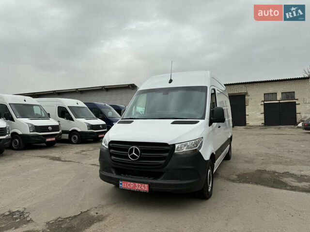 Белый Мерседес Sprinter, объемом двигателя 2.14 л и пробегом 223 тыс. км за 23900 $, фото 2 на Automoto.ua