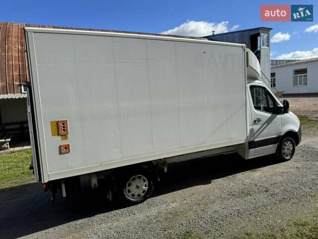 Білий Мерседес Sprinter, об'ємом двигуна 2.14 л та пробігом 399 тис. км за 23850 $, фото 17 на Automoto.ua