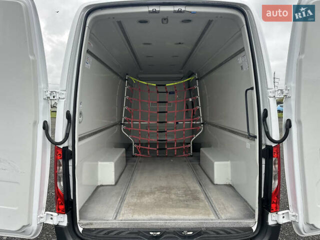 Белый Мерседес Sprinter, объемом двигателя 2.14 л и пробегом 433 тыс. км за 27900 $, фото 14 на Automoto.ua
