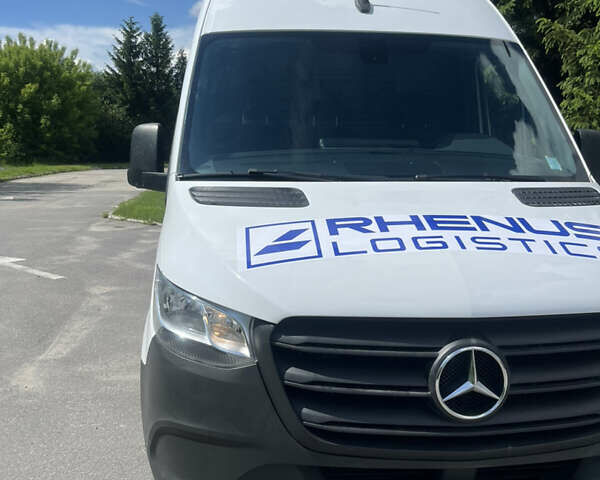 Білий Мерседес Sprinter, об'ємом двигуна 2.14 л та пробігом 164 тис. км за 27200 $, фото 1 на Automoto.ua