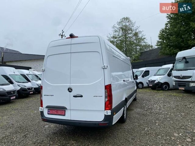 Белый Мерседес Sprinter, объемом двигателя 2.2 л и пробегом 194 тыс. км за 29850 $, фото 9 на Automoto.ua