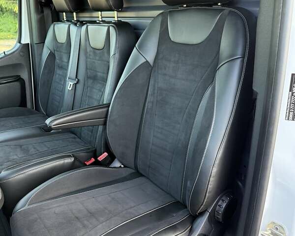 Белый Мерседес Sprinter, объемом двигателя 0 л и пробегом 290 тыс. км за 25000 $, фото 13 на Automoto.ua