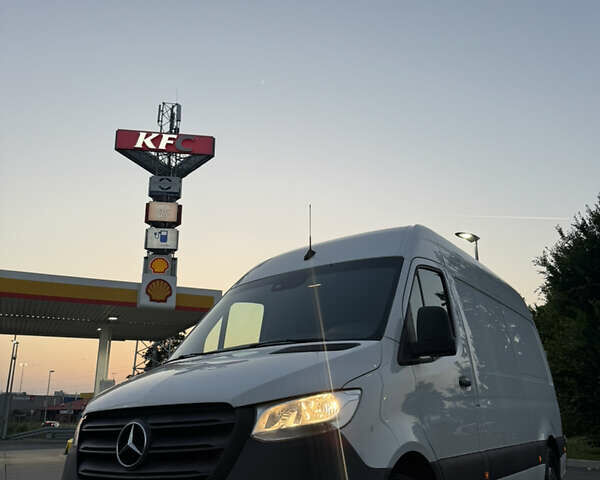 Білий Мерседес Sprinter, об'ємом двигуна 2.2 л та пробігом 201 тис. км за 25000 $, фото 7 на Automoto.ua