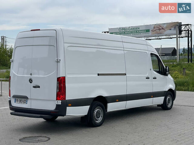 Белый Мерседес Sprinter, объемом двигателя 2.2 л и пробегом 188 тыс. км за 22800 $, фото 8 на Automoto.ua