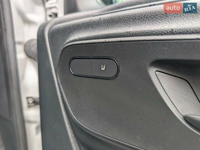 Білий Мерседес Sprinter, об'ємом двигуна 2.2 л та пробігом 291 тис. км за 25999 $, фото 83 на Automoto.ua