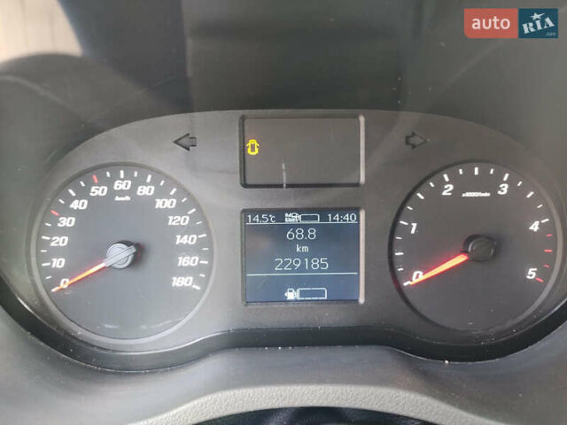 Белый Мерседес Sprinter, объемом двигателя 2.14 л и пробегом 228 тыс. км за 23999 $, фото 12 на Automoto.ua