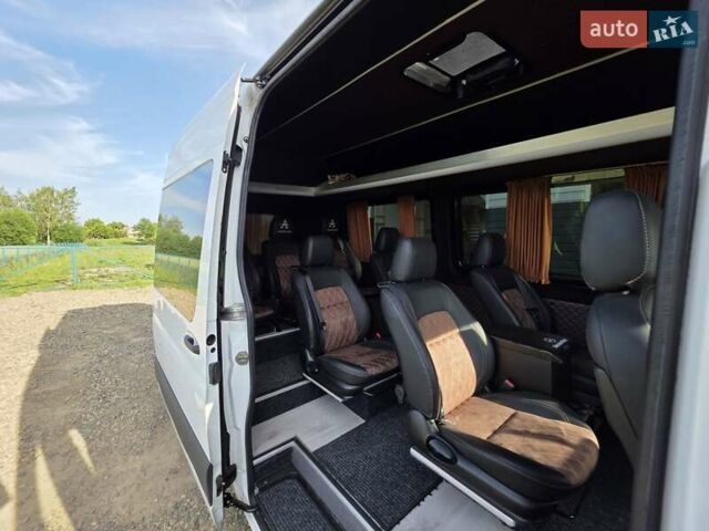 Білий Мерседес Sprinter, об'ємом двигуна 2.2 л та пробігом 286 тис. км за 35000 $, фото 15 на Automoto.ua