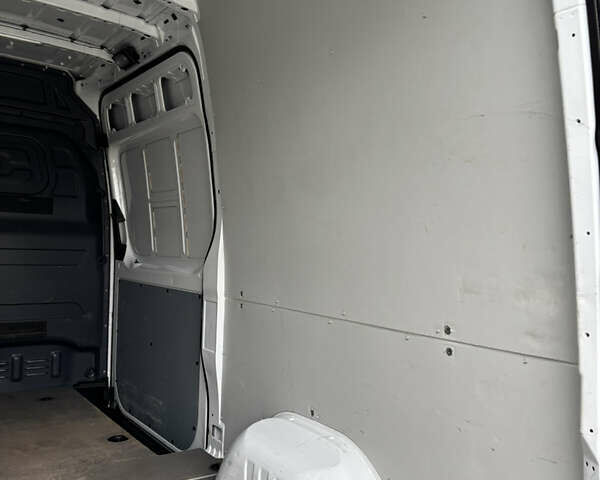 Белый Мерседес Sprinter, объемом двигателя 2.99 л и пробегом 205 тыс. км за 30500 $, фото 35 на Automoto.ua
