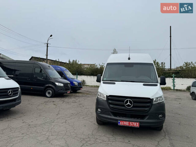 Белый Мерседес Sprinter, объемом двигателя 2.2 л и пробегом 245 тыс. км за 26900 $, фото 2 на Automoto.ua