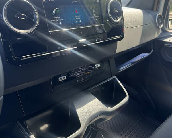 Белый Мерседес Sprinter, объемом двигателя 2.14 л и пробегом 204 тыс. км за 28500 $, фото 13 на Automoto.ua