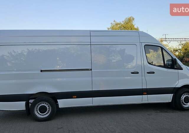 Белый Мерседес Sprinter, объемом двигателя 2.2 л и пробегом 174 тыс. км за 27500 $, фото 24 на Automoto.ua