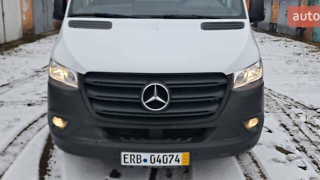 Белый Мерседес Sprinter, объемом двигателя 2.2 л и пробегом 222 тыс. км за 23999 $, фото 28 на Automoto.ua