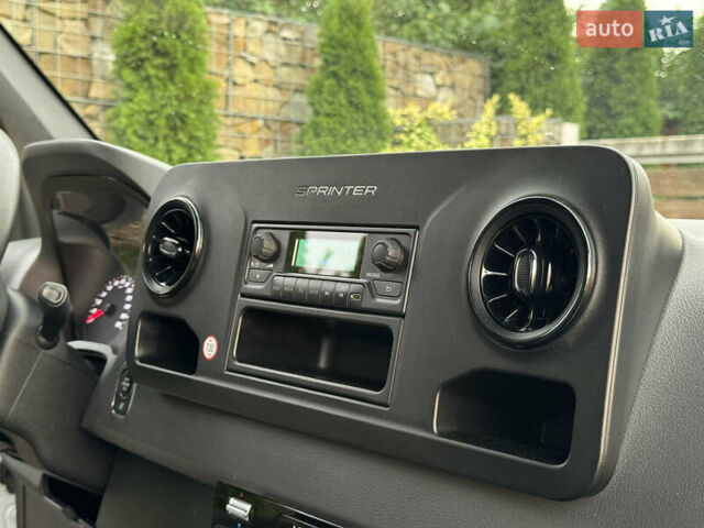 Білий Мерседес Sprinter, об'ємом двигуна 2.2 л та пробігом 254 тис. км за 24500 $, фото 110 на Automoto.ua