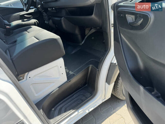 Білий Мерседес Sprinter, об'ємом двигуна 2.14 л та пробігом 150 тис. км за 25950 $, фото 13 на Automoto.ua
