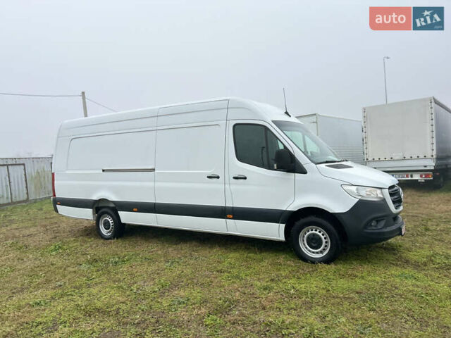 Белый Мерседес Sprinter, объемом двигателя 2.2 л и пробегом 143 тыс. км за 24400 $, фото 21 на Automoto.ua