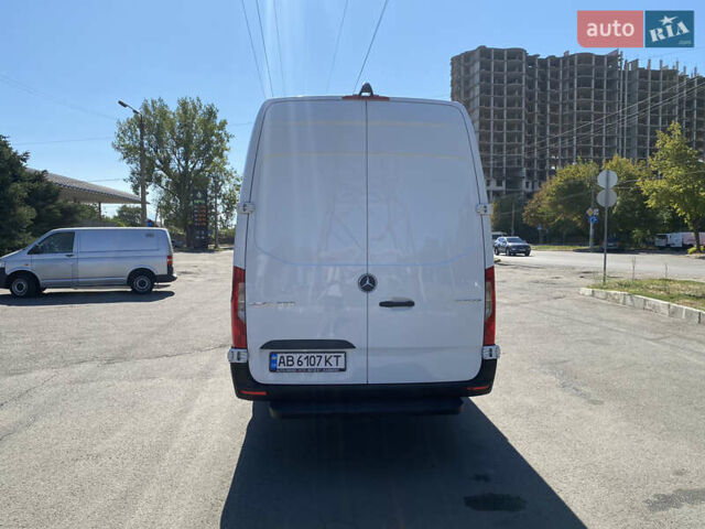 Белый Мерседес Sprinter, объемом двигателя 2.14 л и пробегом 180 тыс. км за 32500 $, фото 7 на Automoto.ua