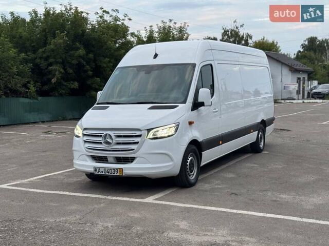Белый Мерседес Sprinter, объемом двигателя 2.2 л и пробегом 243 тыс. км за 25800 $, фото 73 на Automoto.ua