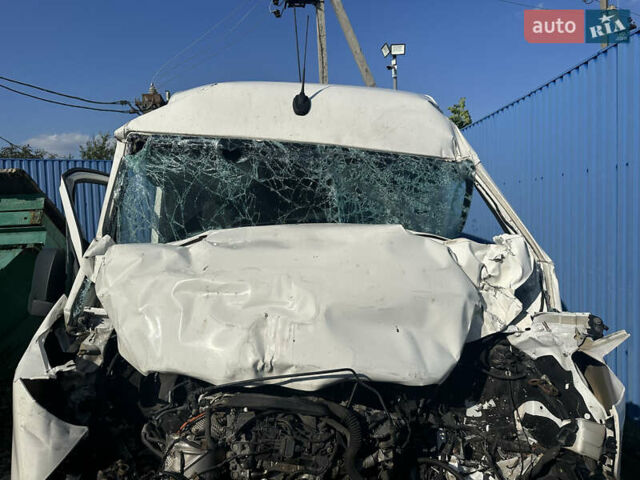 Білий Мерседес Sprinter, об'ємом двигуна 1.95 л та пробігом 150 тис. км за 12000 $, фото 2 на Automoto.ua