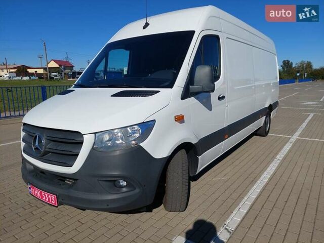 Белый Мерседес Sprinter, объемом двигателя 2.2 л и пробегом 225 тыс. км за 25999 $, фото 12 на Automoto.ua
