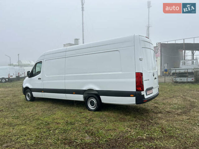 Белый Мерседес Sprinter, объемом двигателя 2.2 л и пробегом 143 тыс. км за 24400 $, фото 8 на Automoto.ua